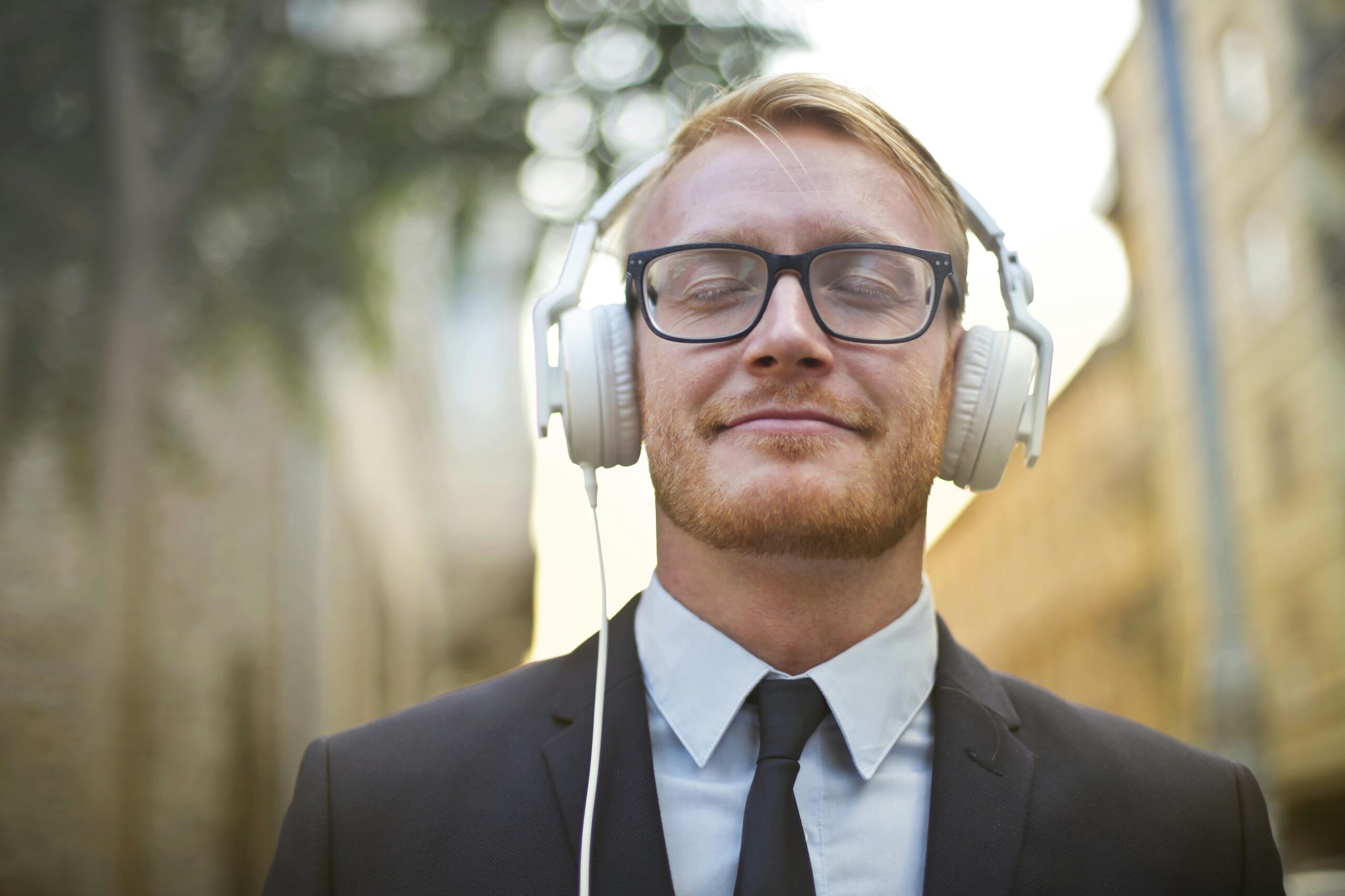 Speed Listening Benefits: Is Faster Audio Right for You?