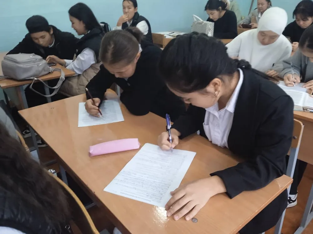 Turn Quiz and Exam Questions into Review Prompts