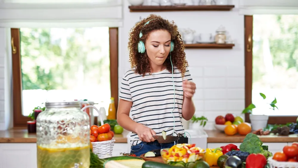 Cook While the Chapter Continues