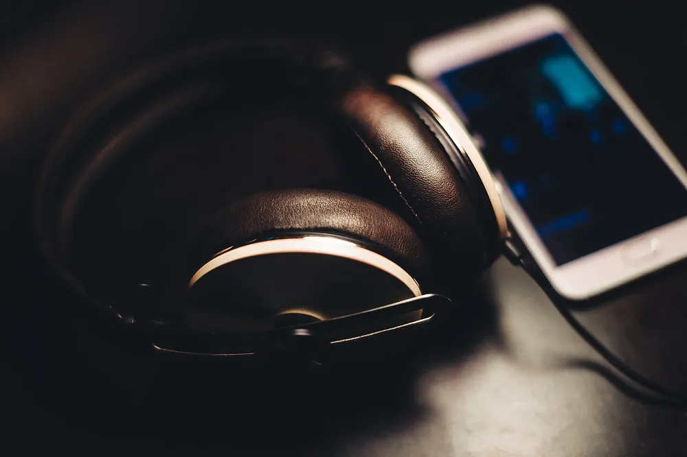 Listen Hands-Free Through Bluetooth